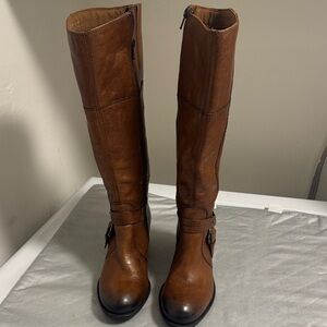 Clark Brown Leather Knee-High Riding Style Boots in Women’s Size 7 with Buckles